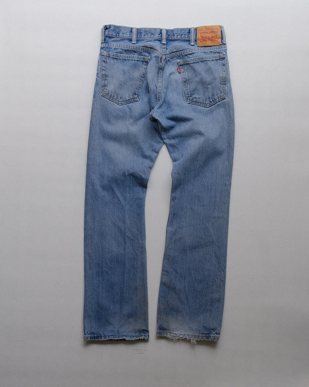 23. Levi's 517 Bootcut Denim Pants / W32 L32