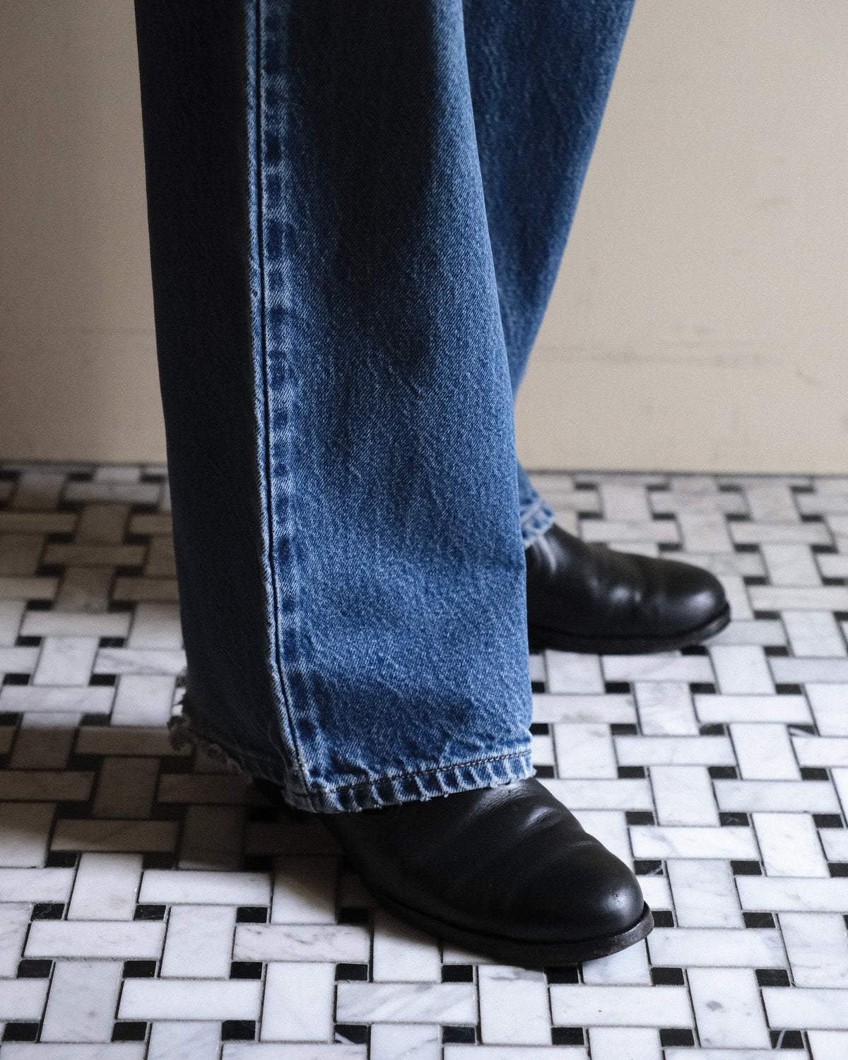 A7. Levi's 517 Bootcut Denim Pants W38 / L30