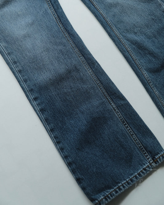 39. Levi's 527 Slim Fit Bootcut Denim Pants / W33 L32