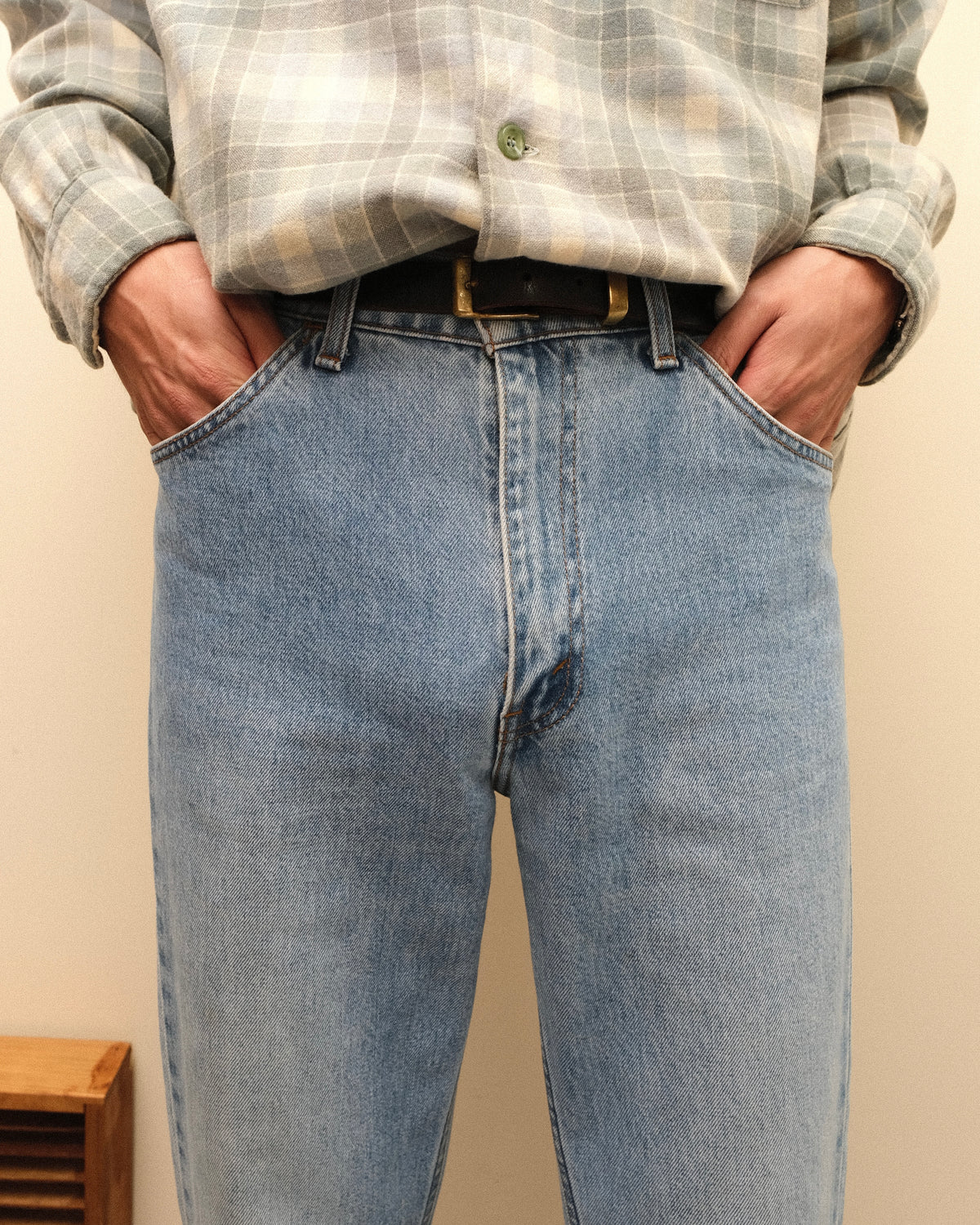 104. Levi's 646 Bell Bottom Denim Pants