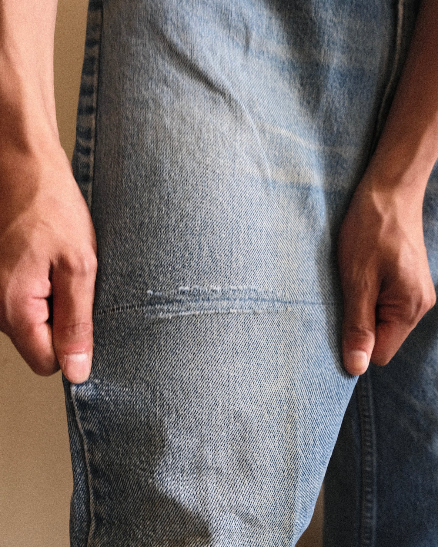 74. Levi's 517 Bootcut Denim Pants W33
