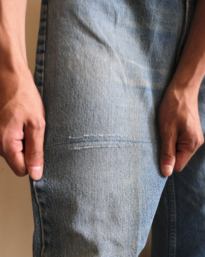 74. Levi's 517 Bootcut Denim Pants W33