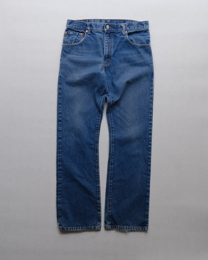 19. Levi's 517 Bootcut Denim Pants / W33 L32