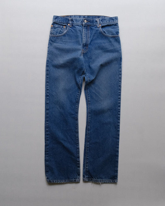 19. Levi's 517 Bootcut Denim Pants / W33 L32