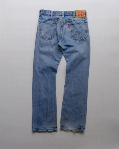 23. Levi's 517 Bootcut Denim Pants / W32 L32