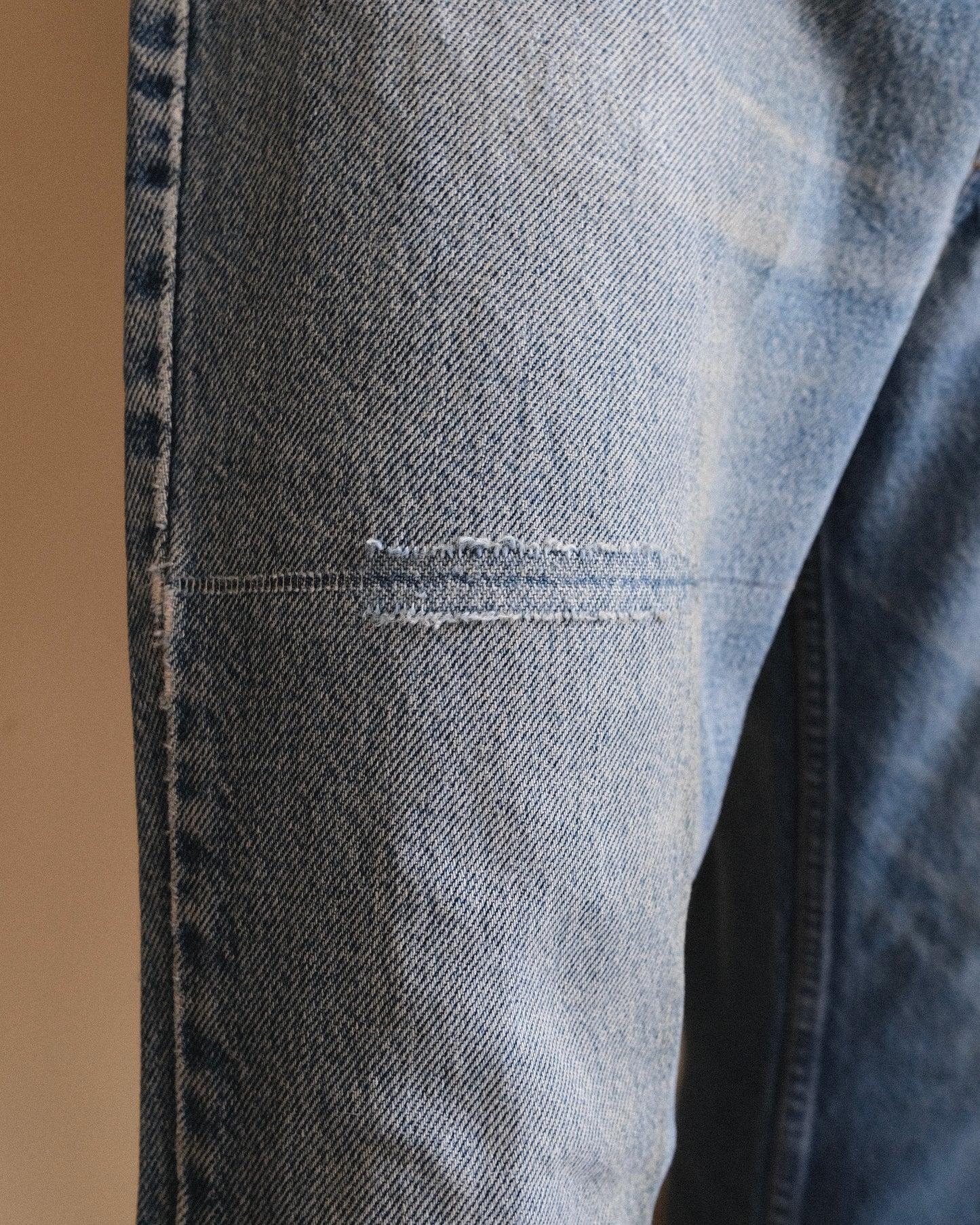 74. Levi's 517 Bootcut Denim Pants W33
