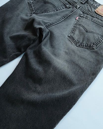 44. Levi's 550 Relaxed Fit Denim Pants / W36 L32
