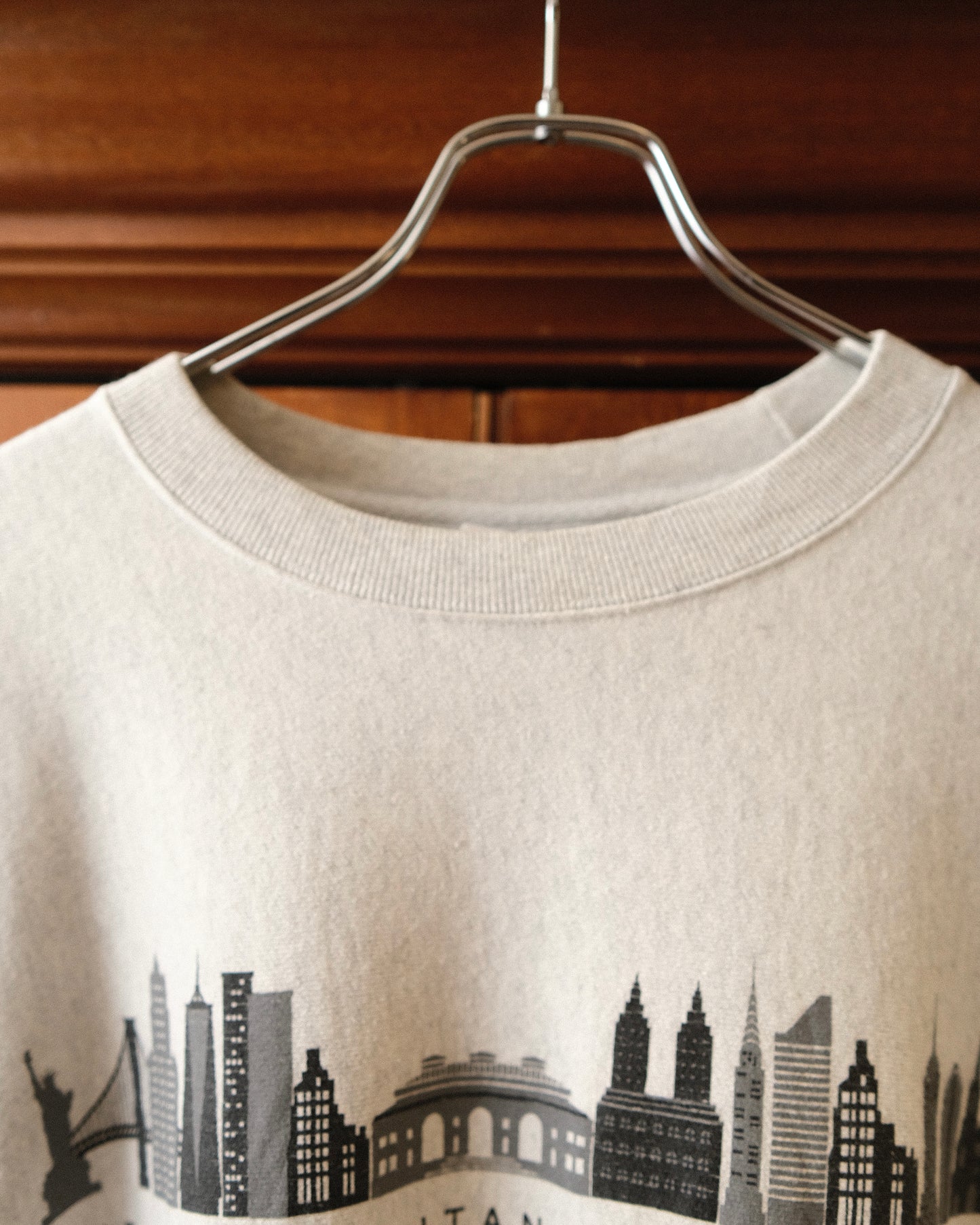 Champion - The Metropolitan Museum of Art Graphic Sweatshirt