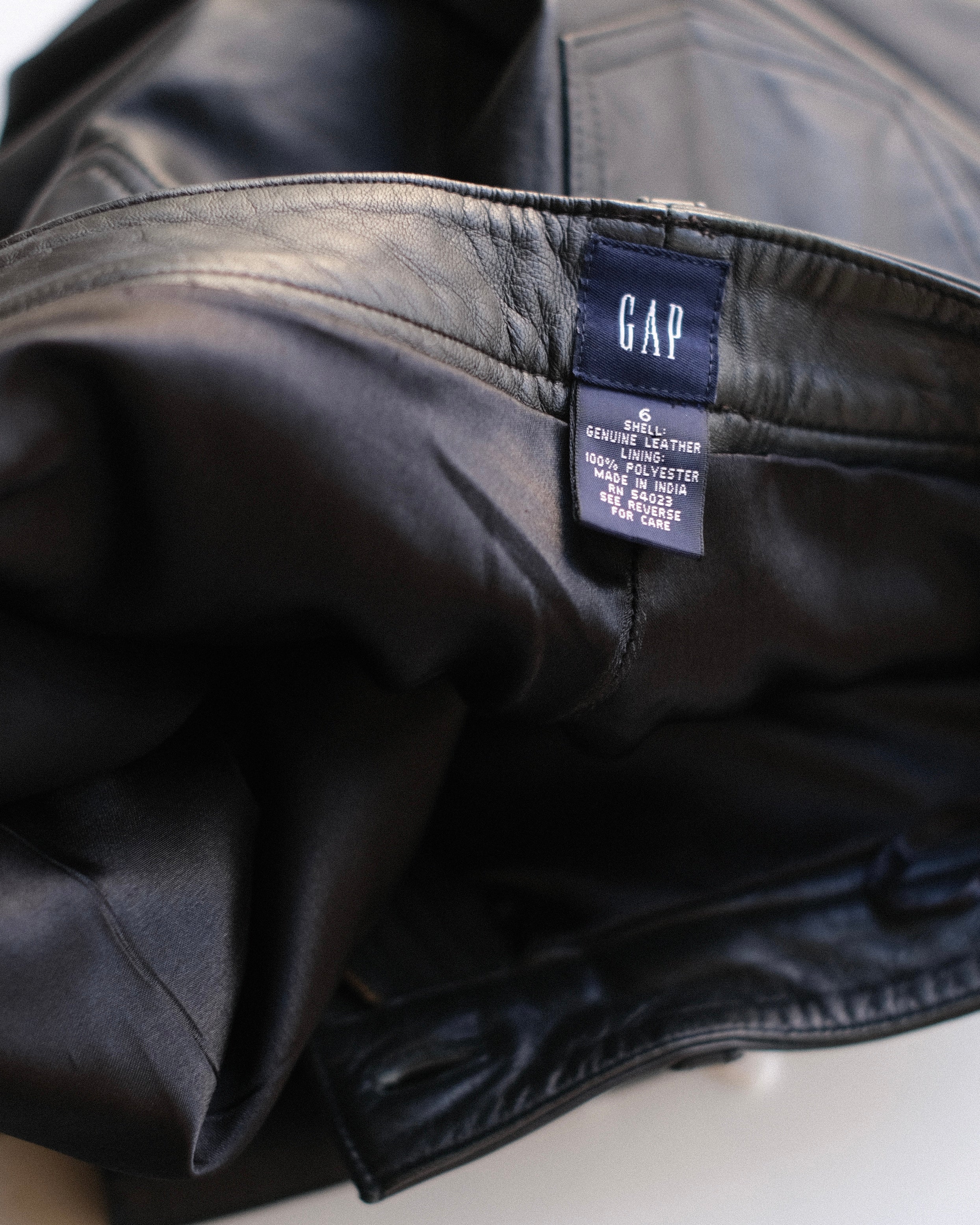 GAP Leather pants – INCVN