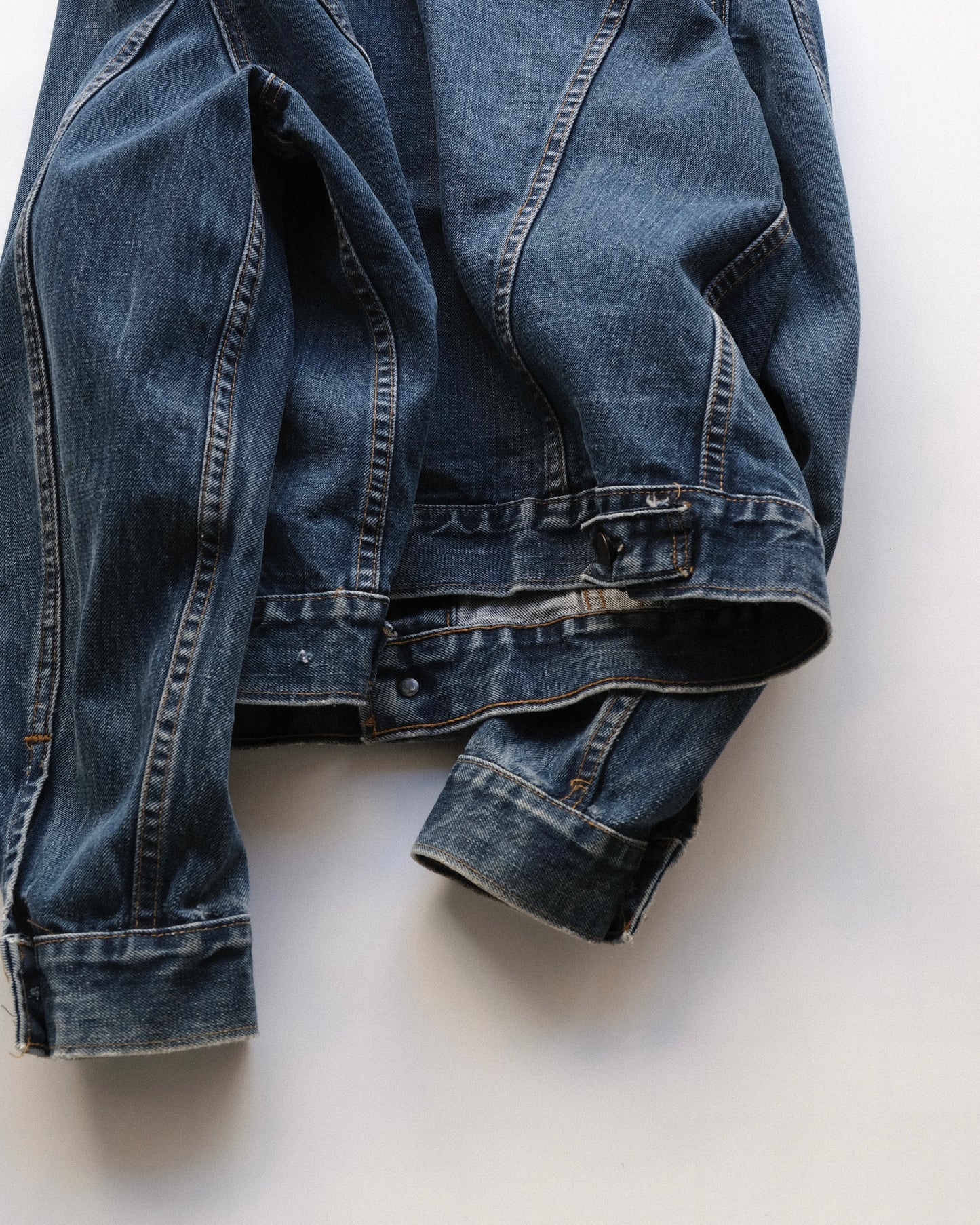 Levi's 70505-0217 "Denim Jacket"