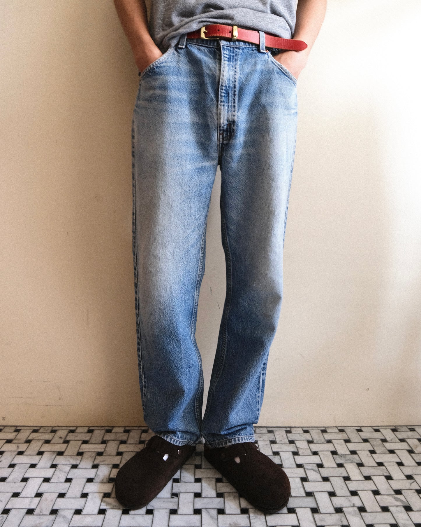 72. Levi's 505 Tapered Straight Denim Pants / W33 L30