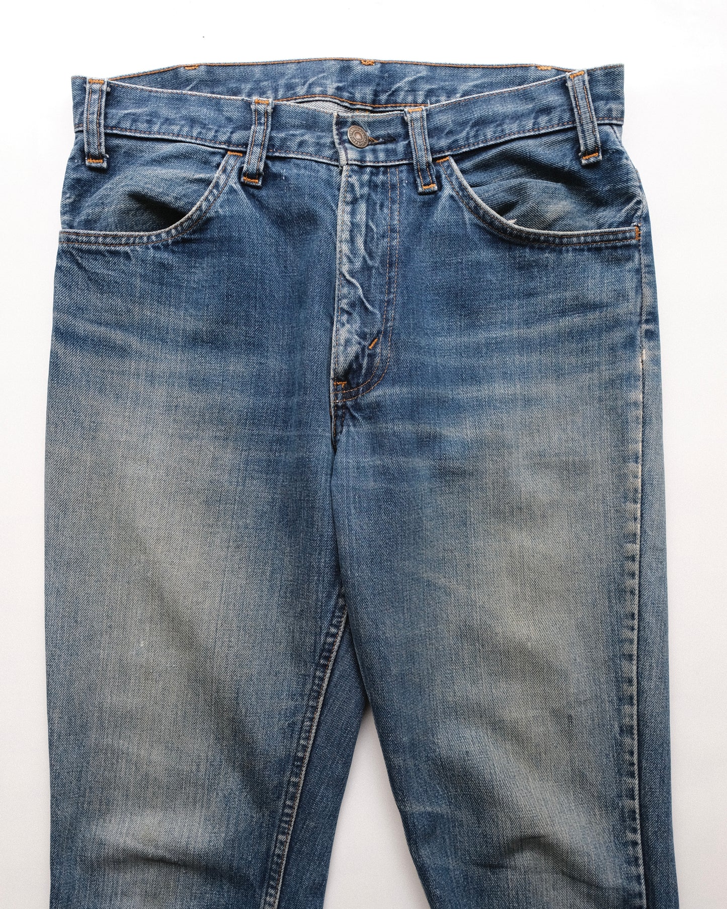 44. Levi's 646 Bell Bottom Denim Pants
