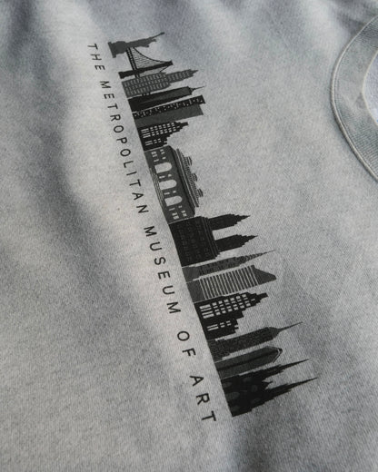 Champion - The Metropolitan Museum of Art Graphic Sweatshirt