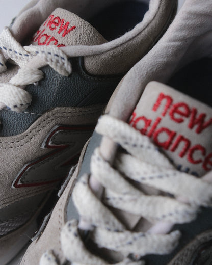 New Balance 997 US9