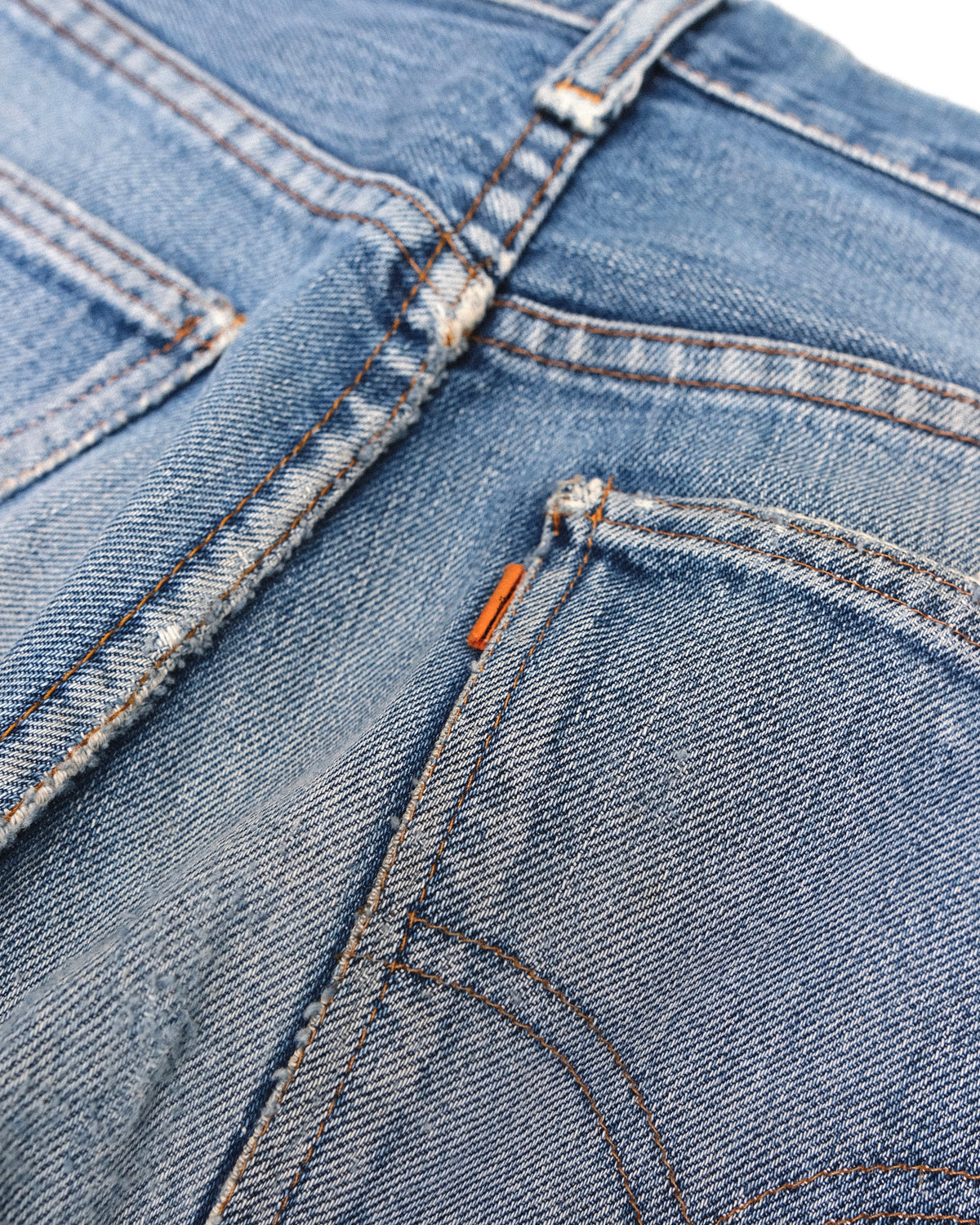 103. Levi's 646 Bell Bottom Denim Pants