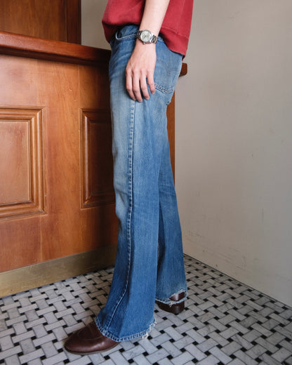 44. Levi's 646 Bell Bottom Denim Pants