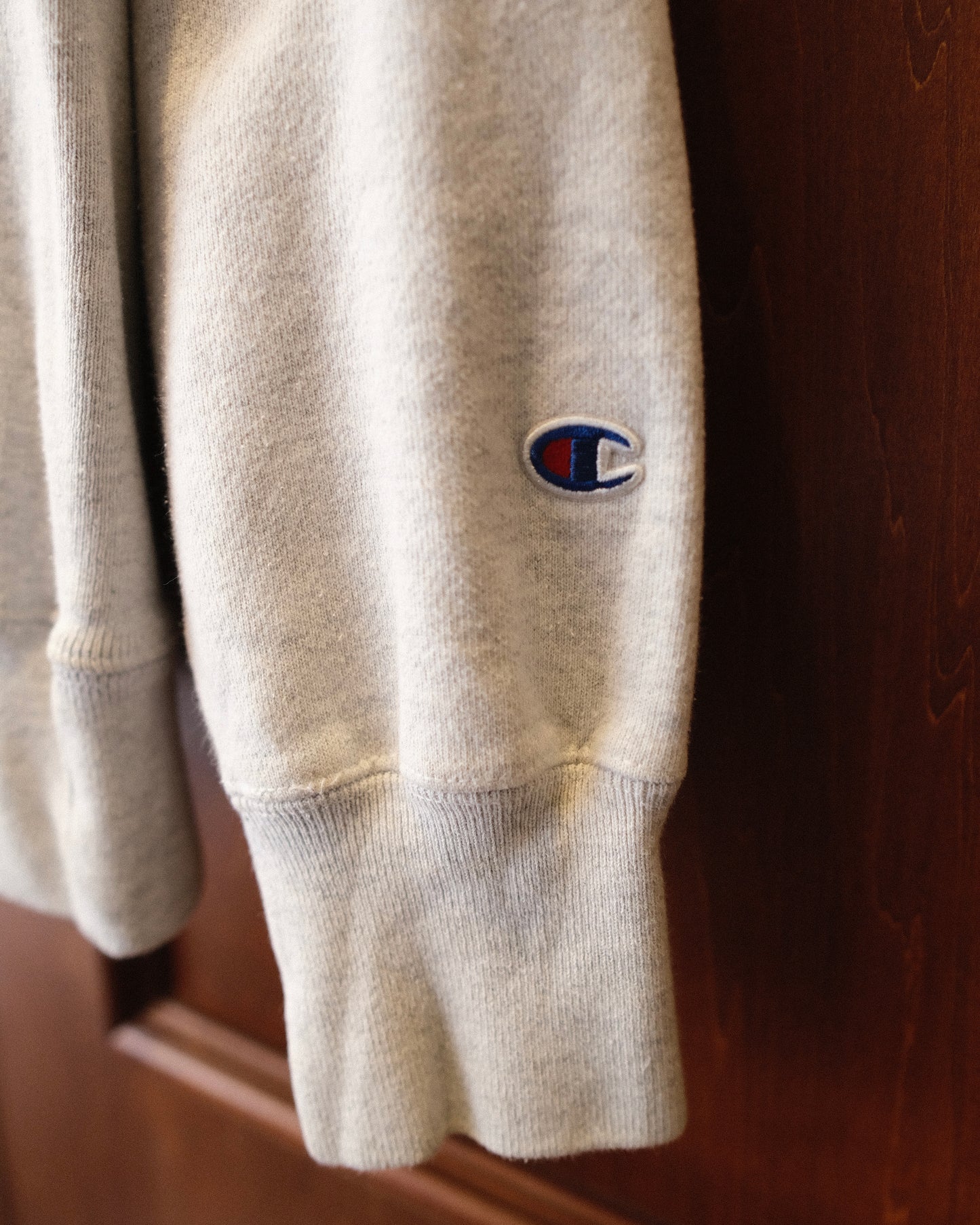 Champion - The Metropolitan Museum of Art Graphic Sweatshirt