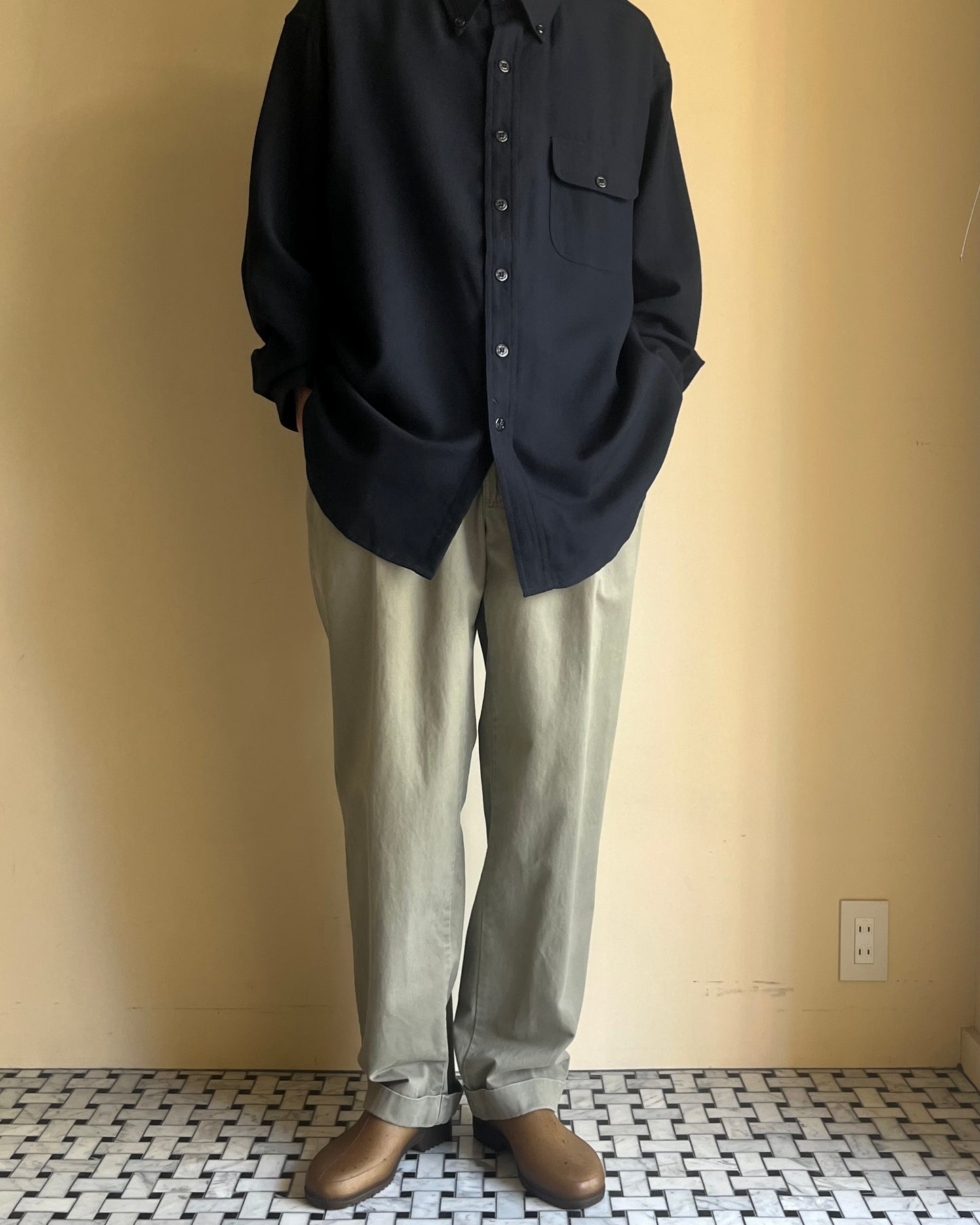 THE DORMAN COMPANY "Regular Collar Shirt"