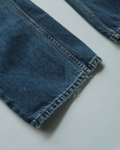 39. Levi's 527 Slim Fit Bootcut Denim Pants / W33 L32