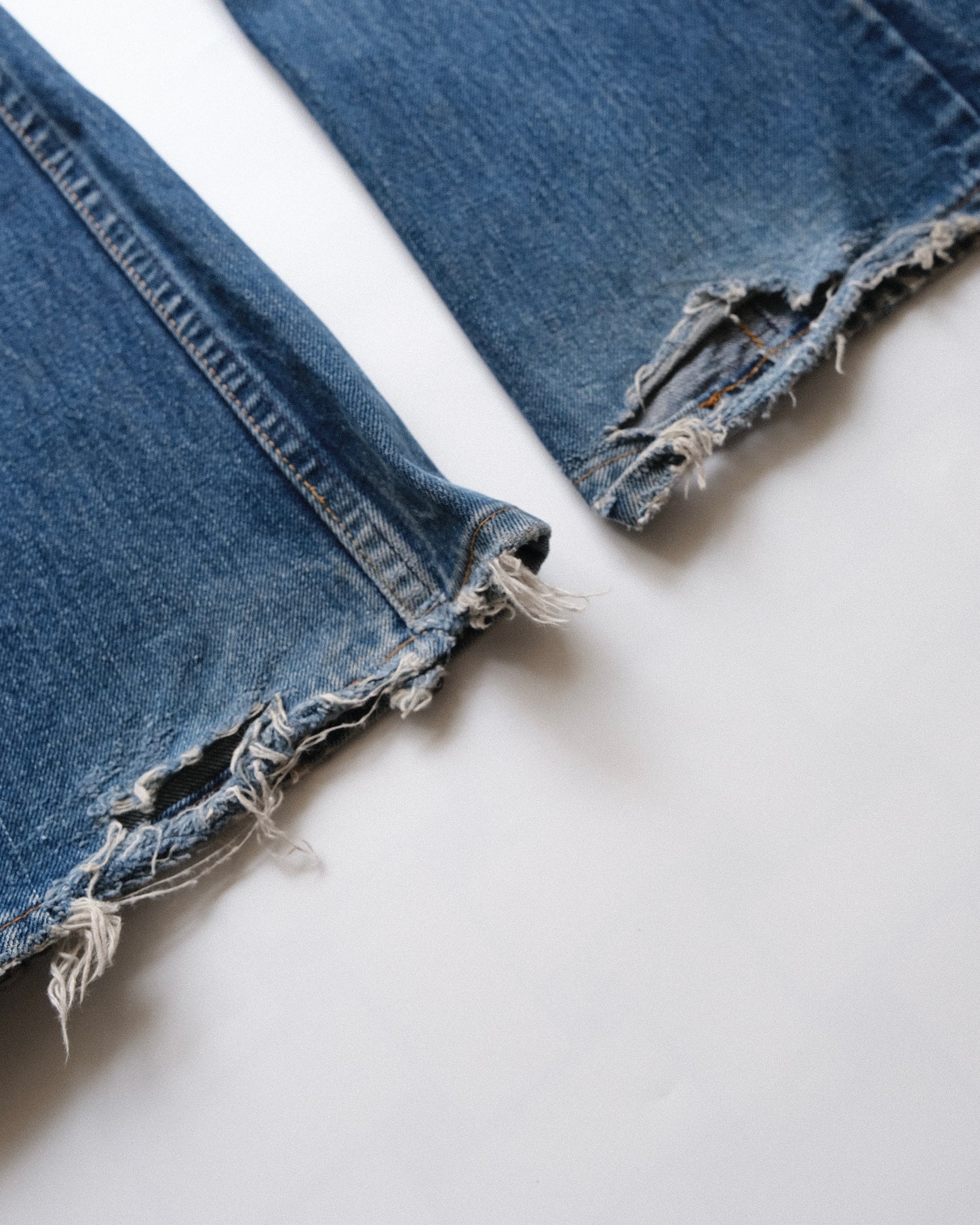 44. Levi's 646 Bell Bottom Denim Pants