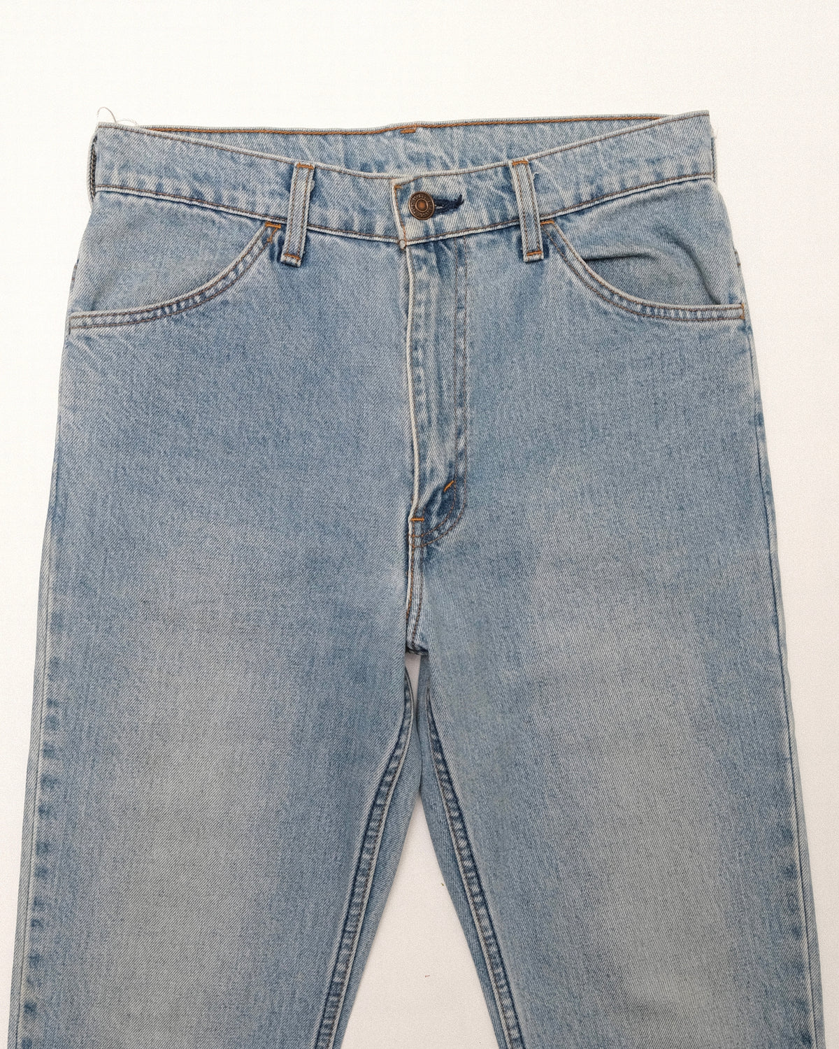 104. Levi's 646 Bell Bottom Denim Pants
