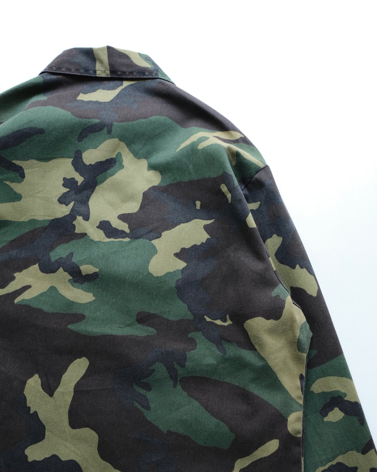 90s Bass Pro Shops Outdoors - Woodland Camo Field Jacket