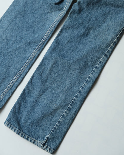 35. Levi's 517 Bootcut Denim Pants / W30 L32