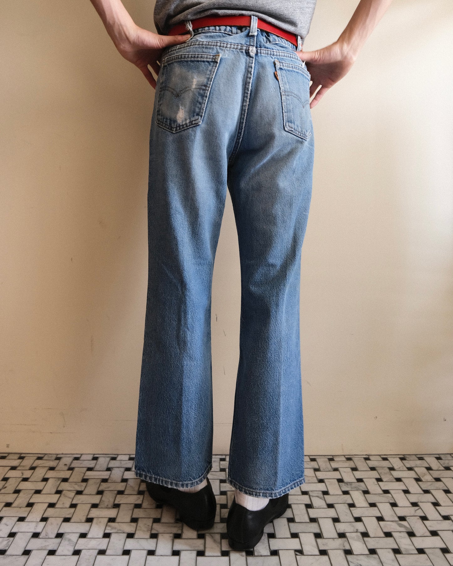 74. Levi's 517 Bootcut Denim Pants W33