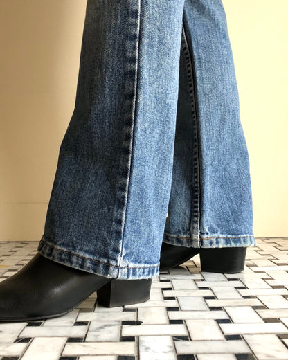 GAP "Flare Jean"