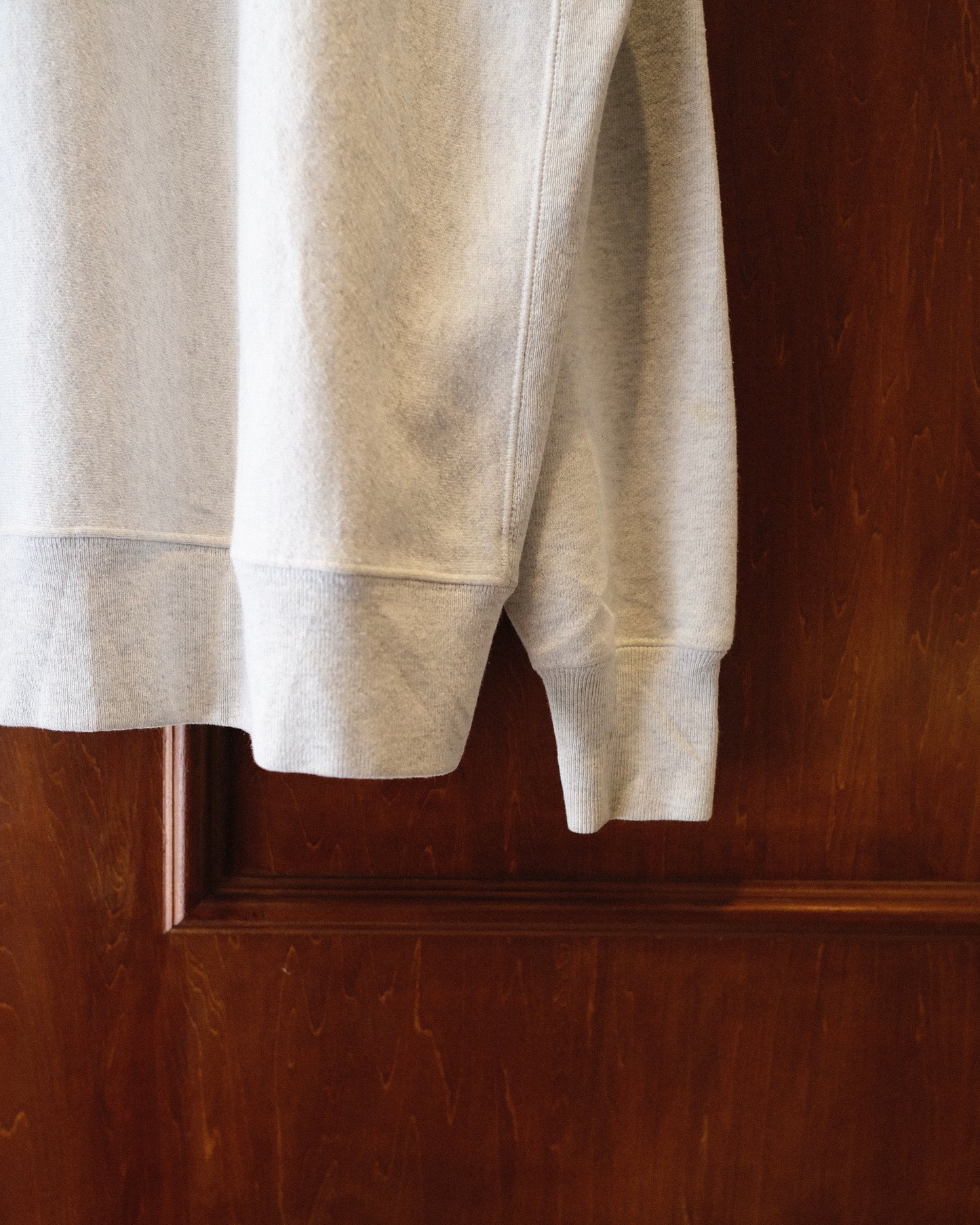 Champion - The Metropolitan Museum of Art Graphic Sweatshirt