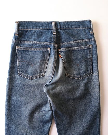 98. Levi's 646 Bell Bottom Denim Pants