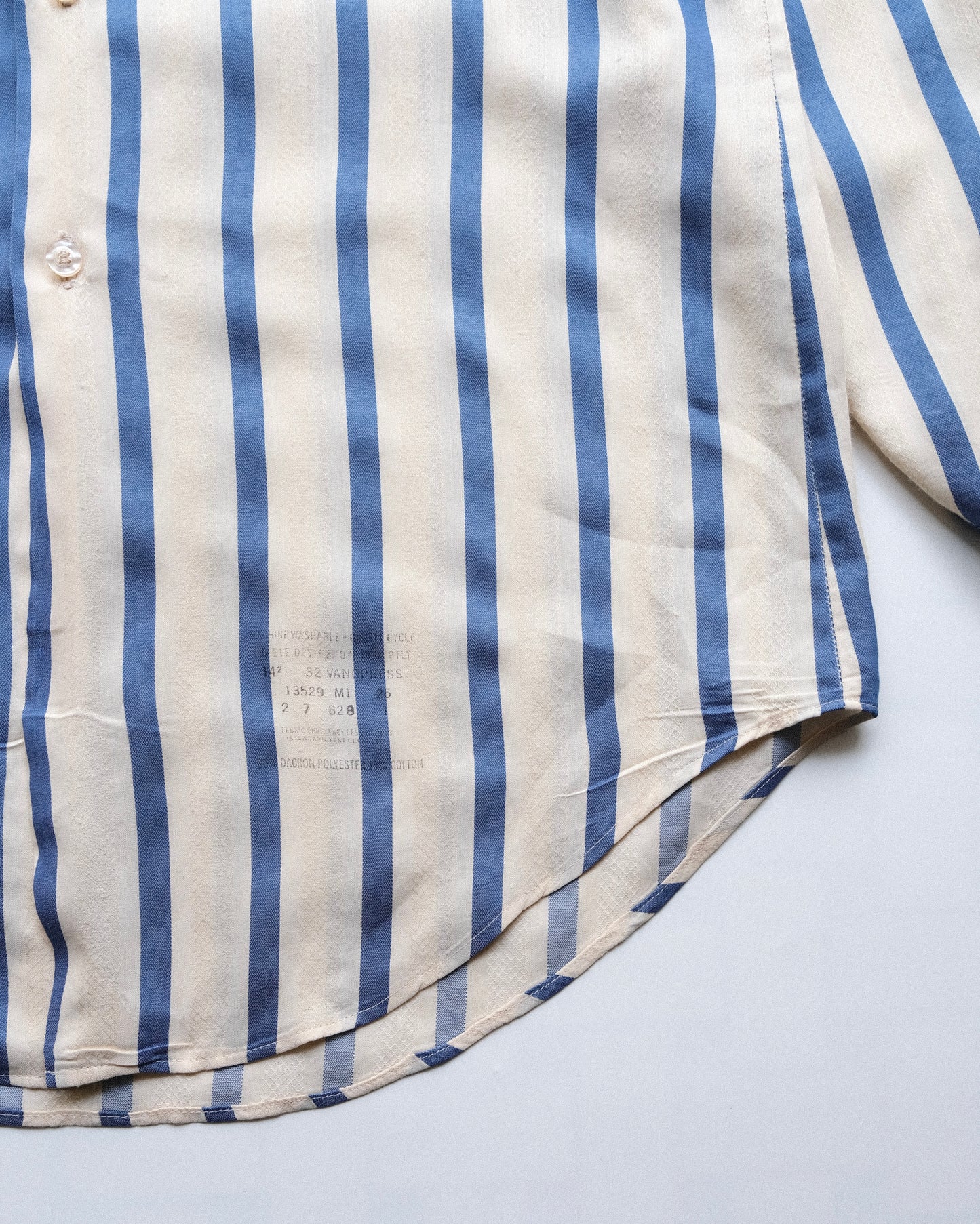 VAN HEUSEN - Stripe Shirt