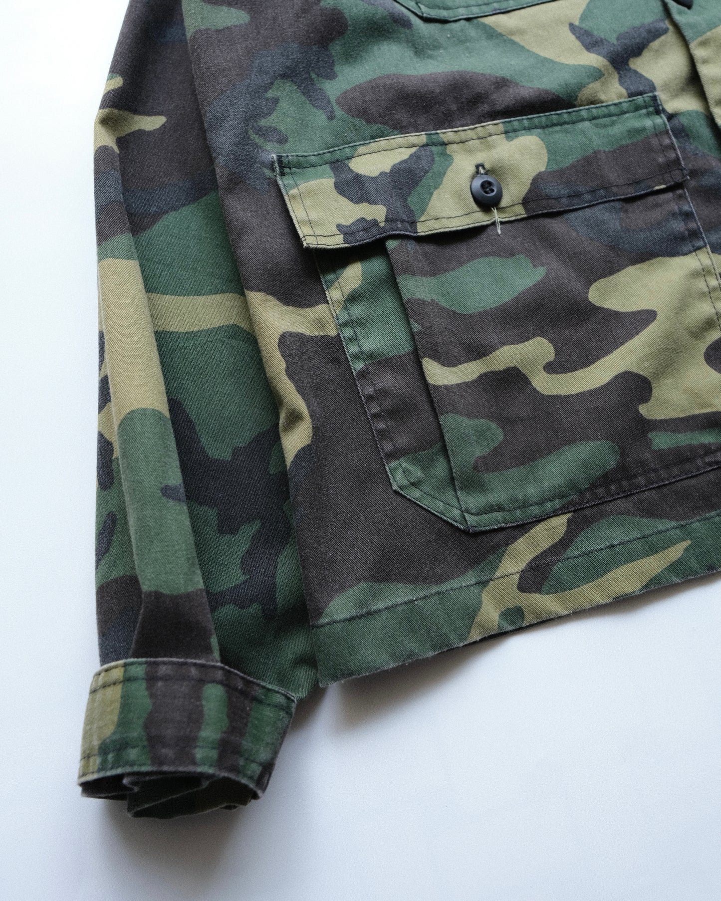 90s Bass Pro Shops Outdoors - Woodland Camo Field Jacket