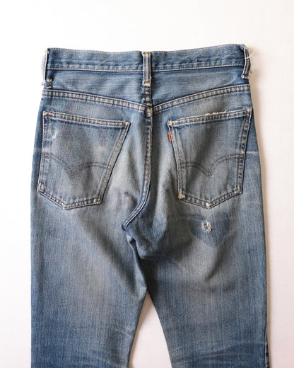 103. Levi's 646 Bell Bottom Denim Pants