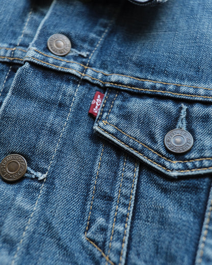 2000s Levi's 70590 "Denim Jacket"