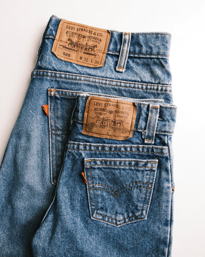 15. Levi's 505 Tapered Straight Denim Pants / W32 L30