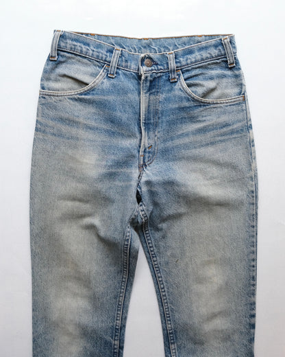 75. Levi's 646 Bell Bottom Denim Pants