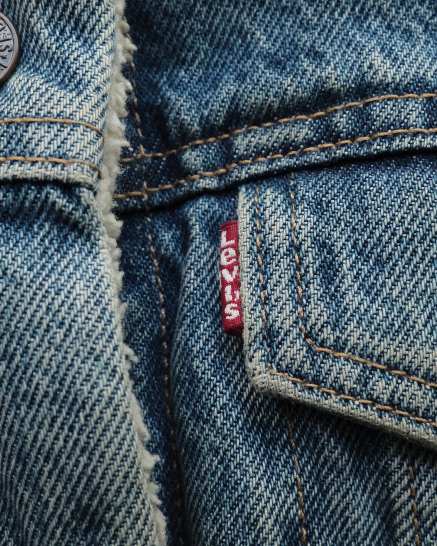 2000s Levi's "Sherpa Trucker Jacket"