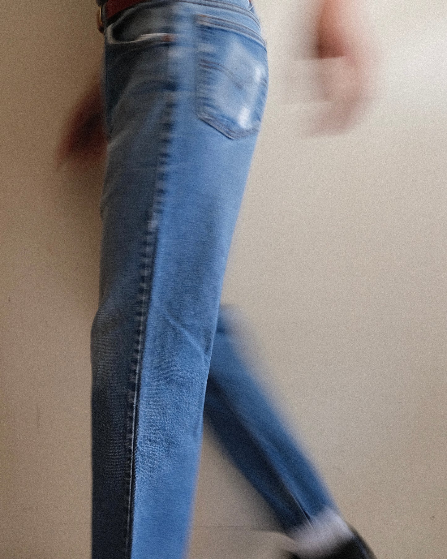 74. Levi's 517 Bootcut Denim Pants W33