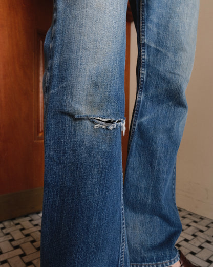 44. Levi's 646 Bell Bottom Denim Pants
