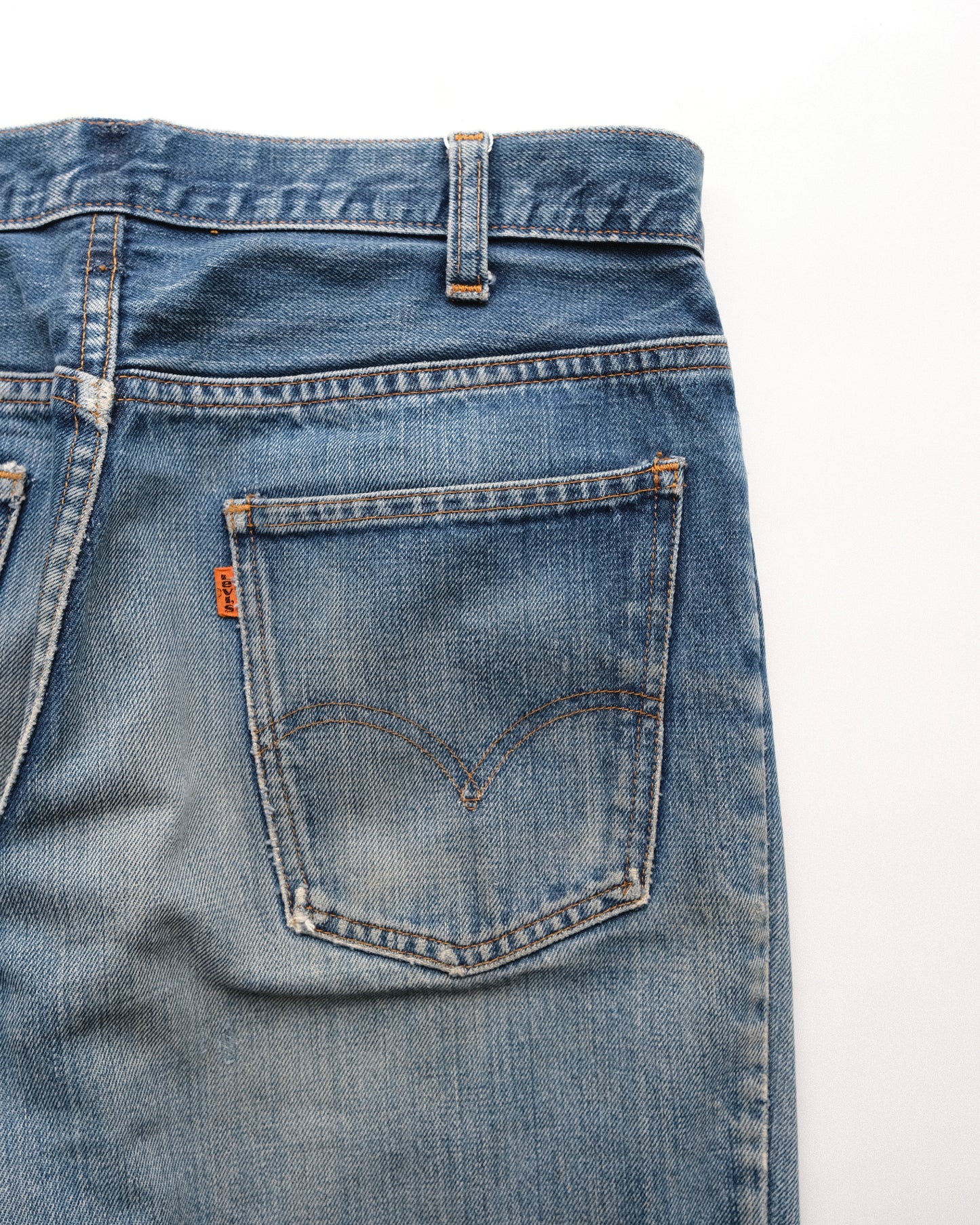 44. Levi's 646 Bell Bottom Denim Pants