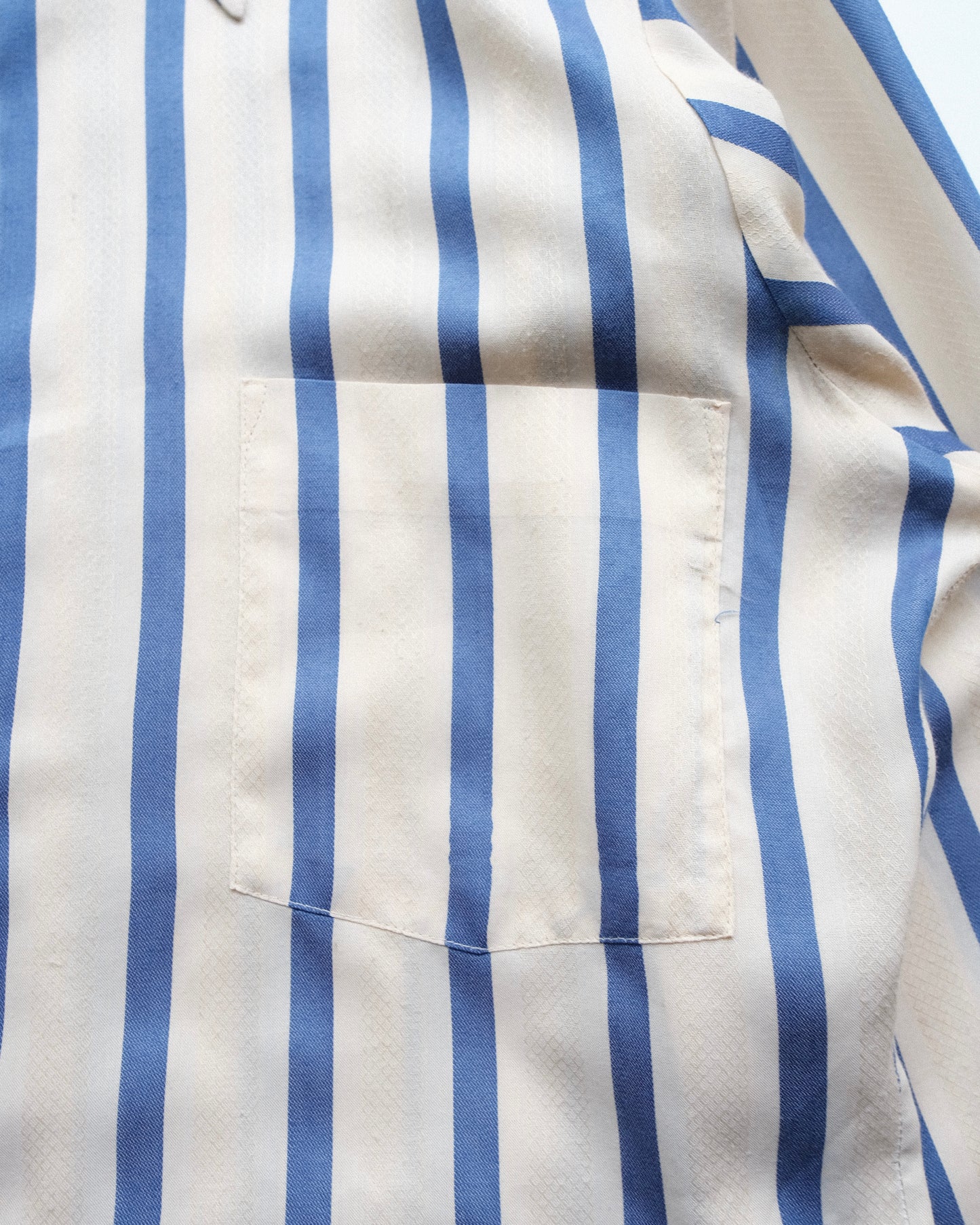 VAN HEUSEN - Stripe Shirt