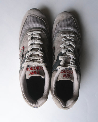 New Balance 997 US9