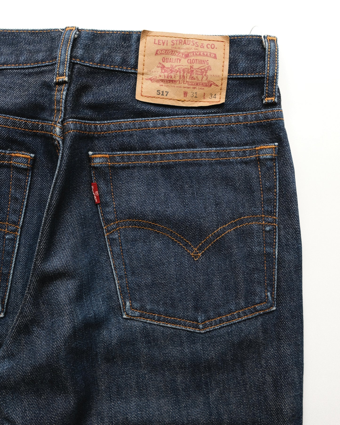63. Levi's 517 Bootcut Denim Pants W31 / L34