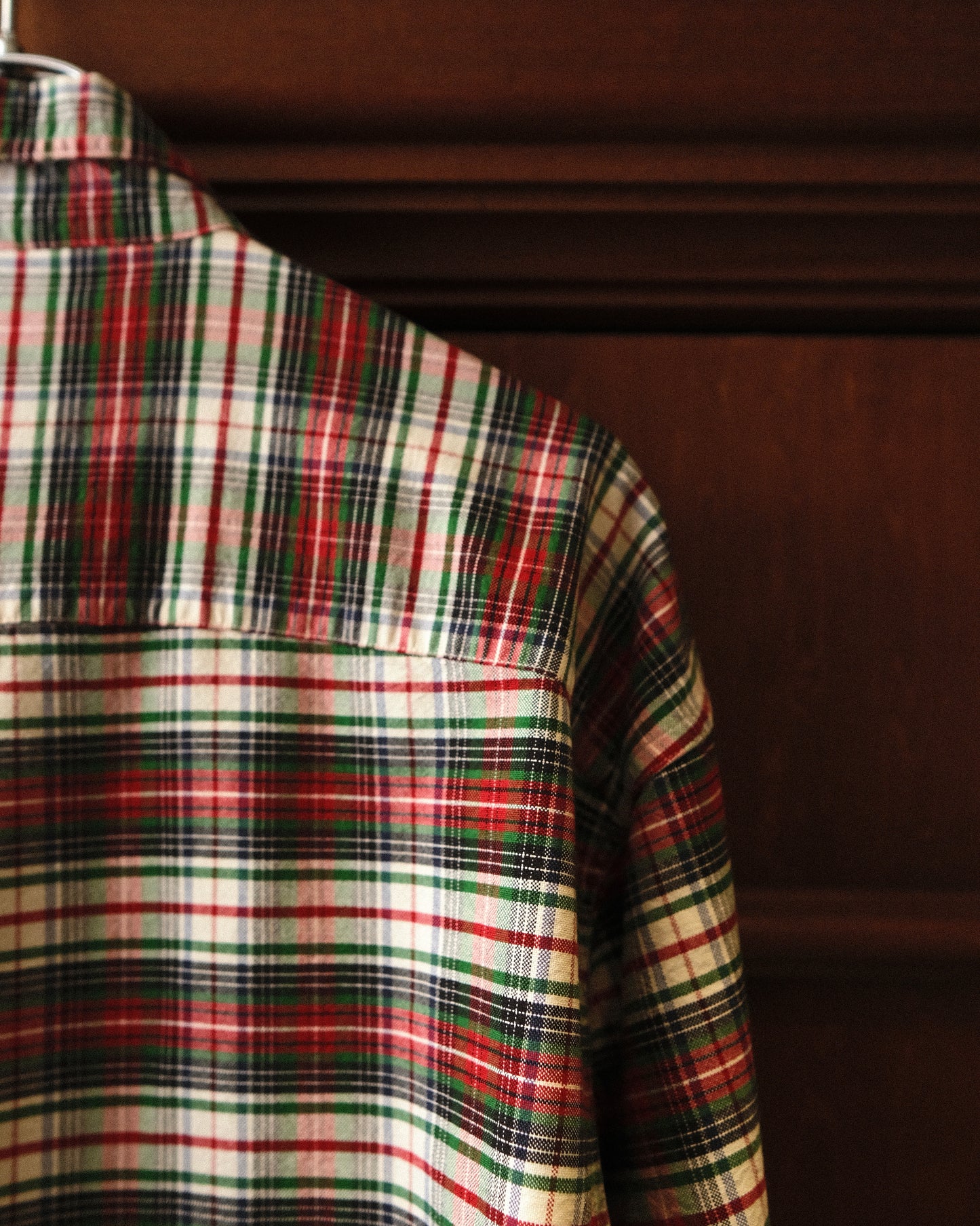 GAP - Plaid Button Down Shirt