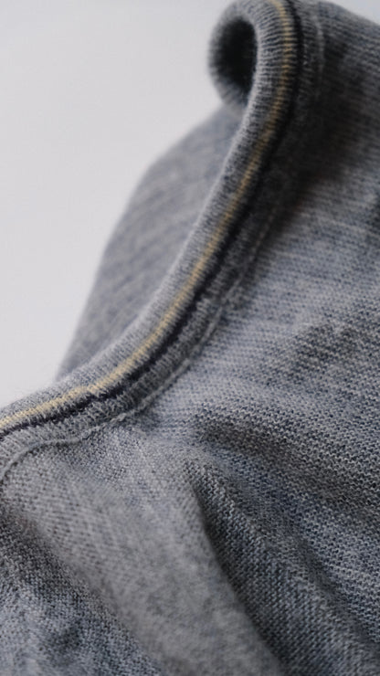 70s Pinnacle "Wool V-Neck Knit" Made in USA