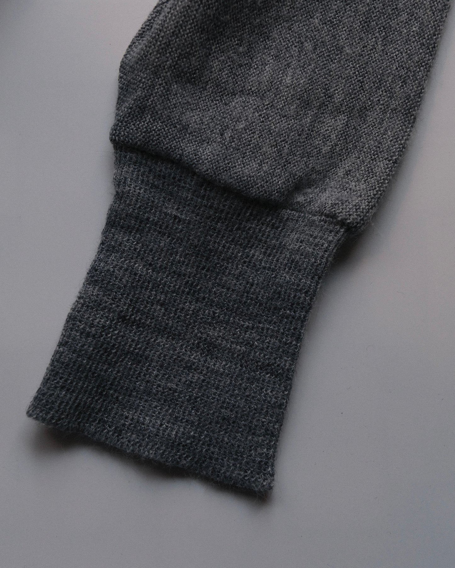 70s Pinnacle "Wool V-Neck Knit" Made in USA