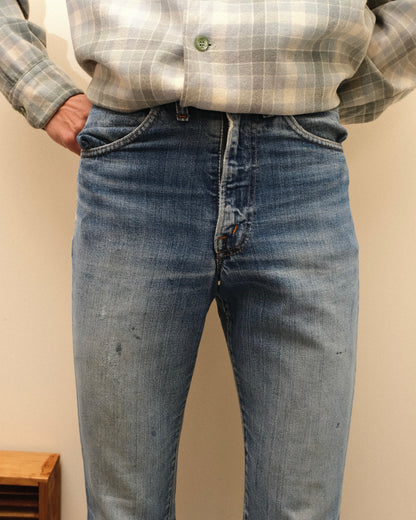 103. Levi's 646 Bell Bottom Denim Pants