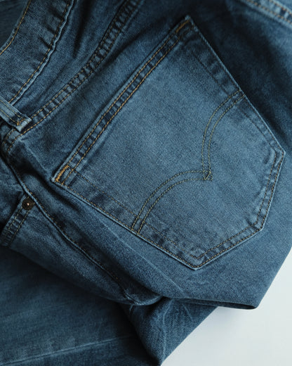 38. Levi's 527 Slim Fit Bootcut Denim Pants / W32 L32