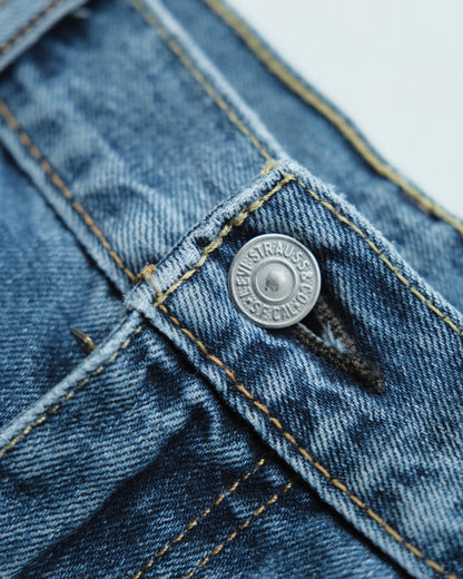 39. Levi's 527 Slim Fit Bootcut Denim Pants / W33 L32